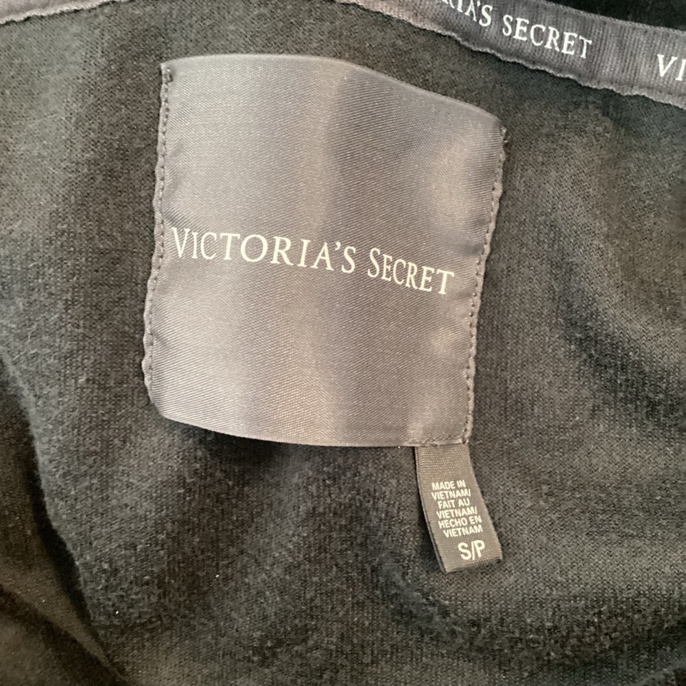 Victoria's Secret Top Size S Black Velour - Picture 7 of 7